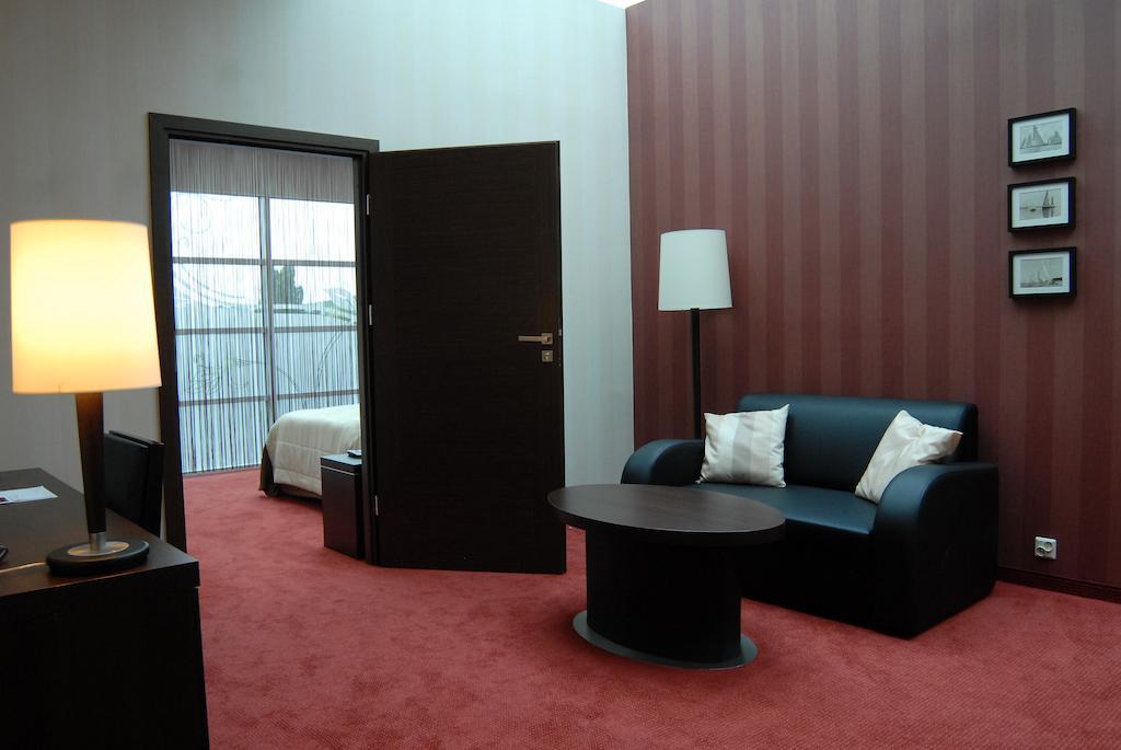 Hotel Pik ميكولو المظهر الخارجي الصورة