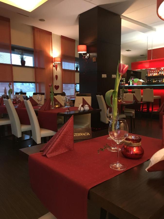 Hotel Pik ميكولو المظهر الخارجي الصورة
